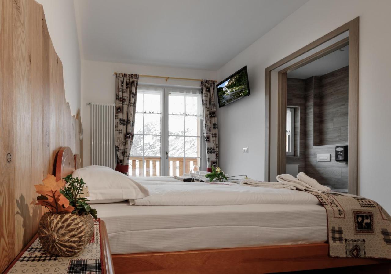 Albergo Ristorante Le Alpi La Frua Ngoại thất bức ảnh